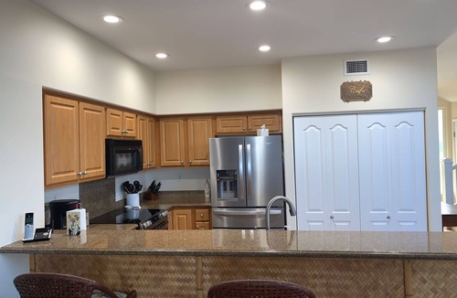 Kailua-Kona House | The Best 3bd 3ba Condo Near Ocean with AC Office and Loft ACJ1