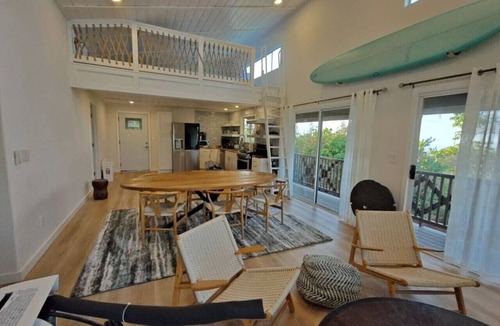 Ocean View House | The Surf Shack 2 Bdrm house w Loft in Ocean View