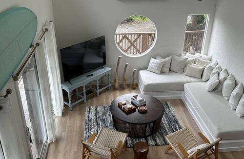 Ocean View House | The Surf Shack 2 Bdrm house w Loft in Ocean View
