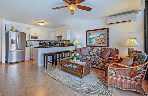 Maalaea Condo | Today.Tonight.Turtles.Turtles.Turtles!