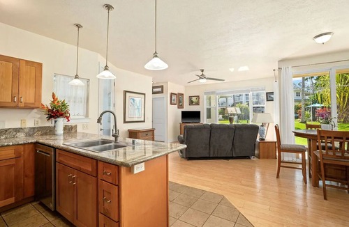 Princeville Condo | Tropical Oasis in Princeville