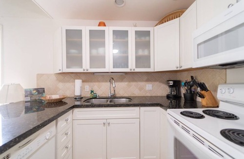 Kahuku Condo | Turtle Bay Anthurium!