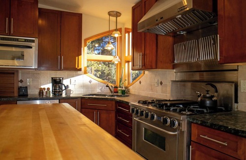 Alpine Village House | Unbeatable 🏔️ views, hike & ATV from the house, fish the Rio Grande in 2 mins