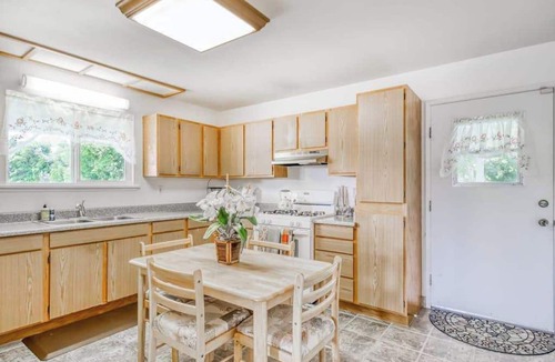 Volcano House | Unwind in a Quiet Volcano Cul-de-Sac Home Near the Park & Golf