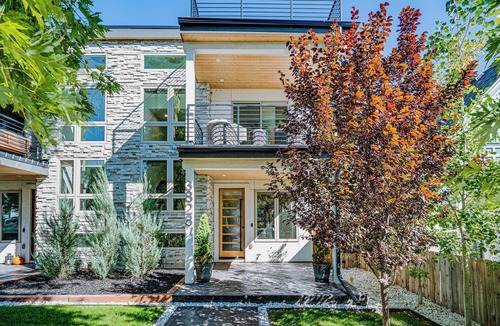 Sunnyside House | Upscale Retreat in LoHi 4Bd 4.5 Ba, Gym Theatre Rooftop, Near Coors Field
