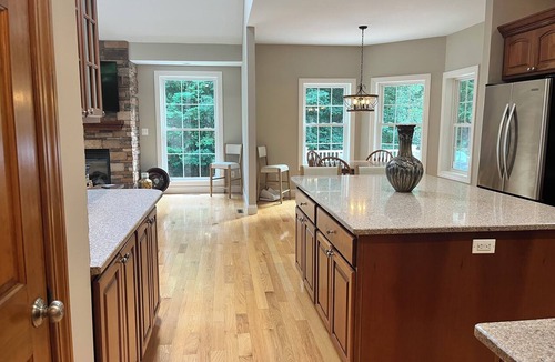 Mountain Top House | Vacation/Executive rental- Cozy 3-bedroom house in beautiful Mountain Top, PA