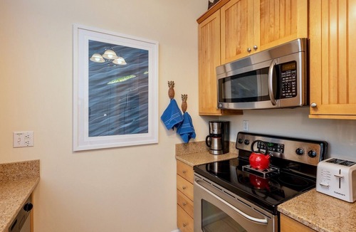 Truman Annex House | *VILLA BAHAMA @ THE ANNEX* Villa Near Beach + Last Key White Glove Service.