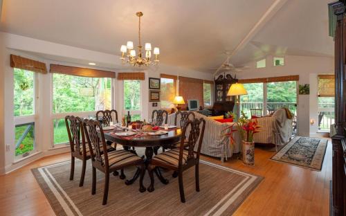 Princeville House | Villas of Kamalii 37
