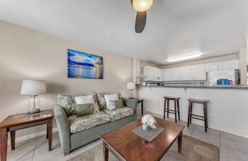 Wailua House Lots Condo | Wake to Coconut Coast Views in an Oceanfront Home with Pool