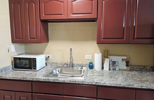 Keaukaha Apartment | Walk to Beach Garden Balcony + Workspace