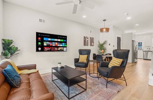 South Philadelphia House | Walk to Stadium Events |Kid Friendly | Game Room