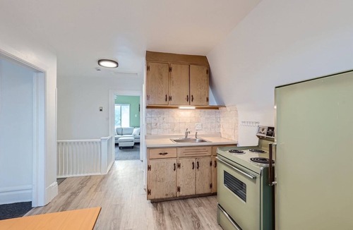 Washington Park West Apartment | Welcome home to the Lincoln Street Retreat!