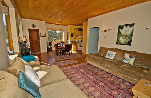 Baca Grande House | White Lotus House - 2 BR, 2.5 Bath Luxury Sanctuary in Crestone, Colorado