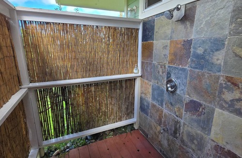 Kona Palisades Apartment | Wonderful studio in Kailua-Kona perfect for your island retreat!