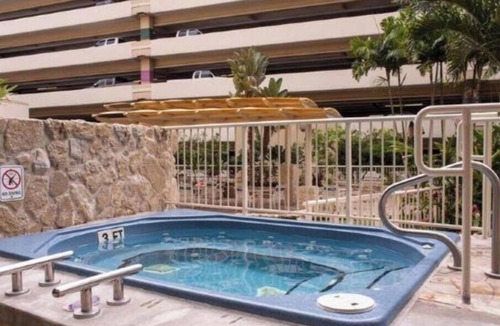 Kahalu u House | Wyndham Waikiki Beach Walk