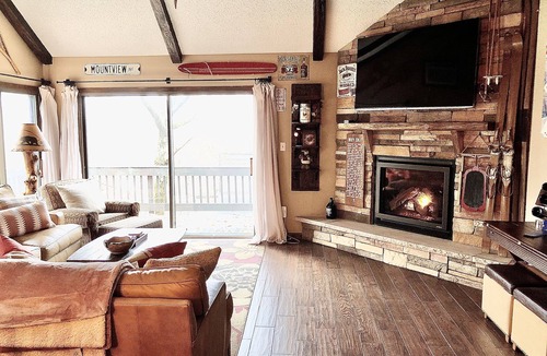 Village at Camelback House | Your Four-Season Escape at Camelback Mountain Townhouse Sleeps 10 comfortably.