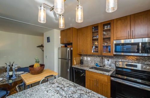 Kihei Condo | Your Oceanview Corner of Paradise: The perfect condo in the heart of Kihei.