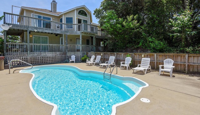 1537 - Carolina Sunset - Soundside Sunsets w/Pool, Hot Tub & Game Room in Corolla