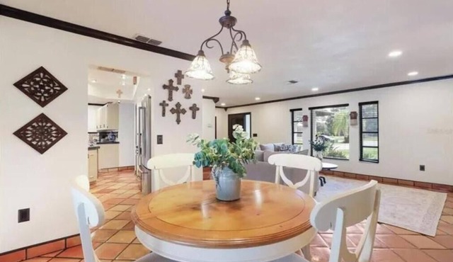 2 Bedroom 2 bath in Sarasota