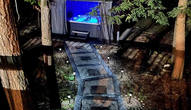 2King Beds-HOT TUB-Game Room-Fire Pit