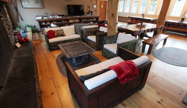 37 BR Country Farm House Perfect Venue for Vermont Wedding, Retreat Reunion