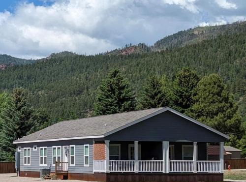 3Bed2Bath with Creek and Open Spaces