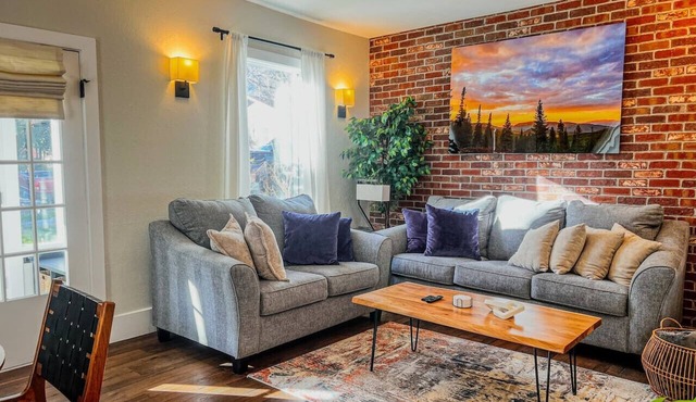 9 Min Walk to Pearl Street - Downtown Boulder