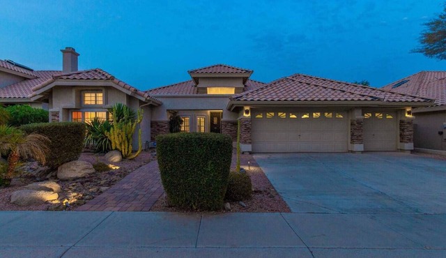 Ahwatukee Foothills with Pool & Golf Course Views in Phoenix