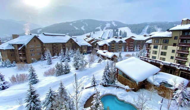 Amazing Copper Mountain Views! Steps to Lifts!