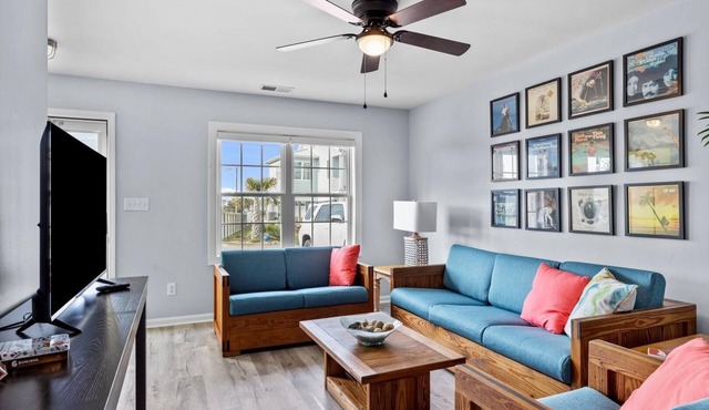 Anchors Away Unit 4 2 Bedroom Duplex by RedAwning