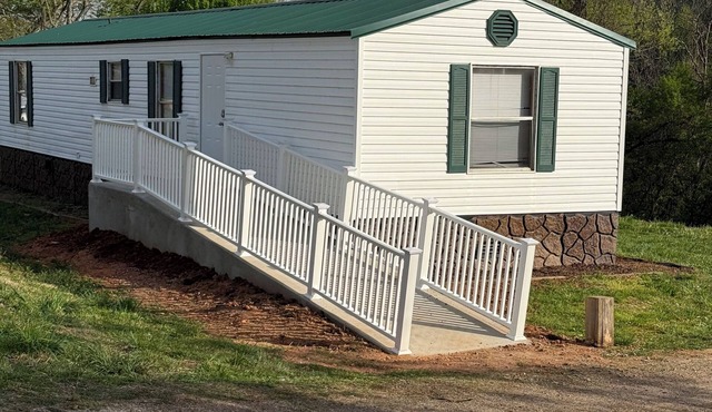 Book longer and save weekly plus monthly discounts in Hayesville