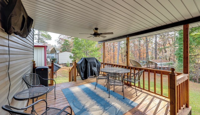 Bring Your Boat: Family Home Steps to Lake Greeson