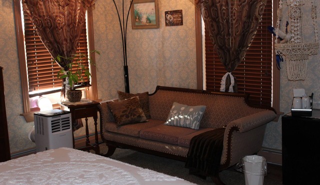 Carriage Stop Bed & Breakfast