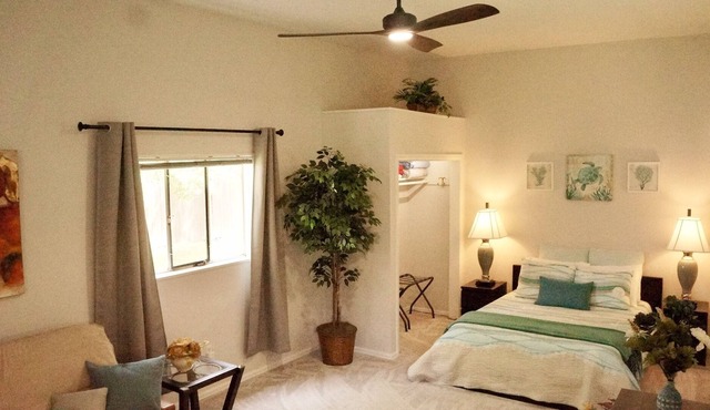Central Boulder Charming 2bdrm Suite! Nice Spacious Private & Large Backyard! in Boulder