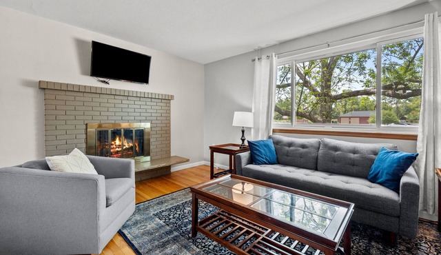 Charming Arvada Home - Walking distance to Olde Town in Arvada