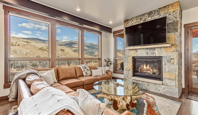 Charming mountain retreat in Silverthorne - Newly built!