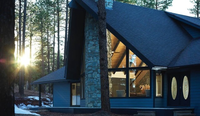 Cobalt Cabin Gateway to Grand Canyon Sedona & More in Williams