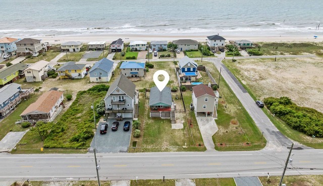 Cozy Coastal Cottage #197 Remodeled, dog friendly, ping-pong, tiki bar!
