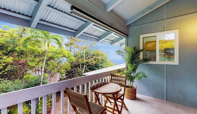 Cozy Kona Ohana Studio with Lanai, Ocean Views, Gazebo & Firepit