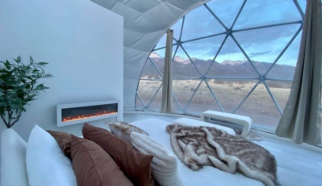 CrestDomes: “Stargazers Paradise” a Luxury Glamping Dome near the Sand Dunes