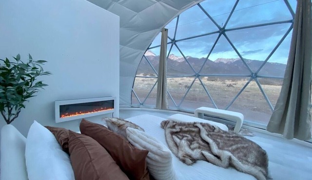 CrestDomes: “Stargazers Paradise” a Luxury Glamping Dome near the Sand Dunes