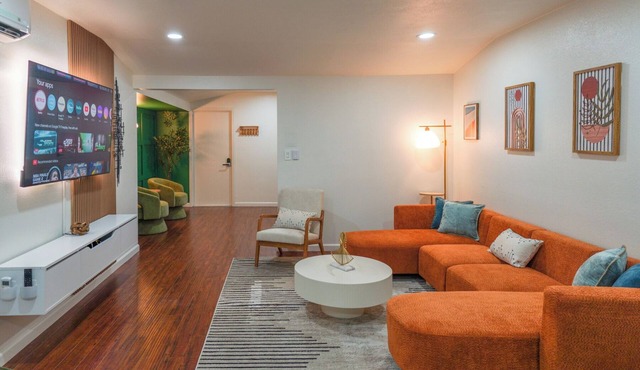 Disney Cozy Luxe Home: Arcade Game Room - Near Disney & Knott's Berry Farm