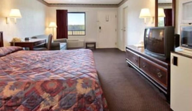 Econo Lodge Franklin in Franklin