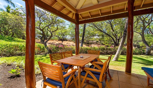 Fairways 402- Mauna Lani Resort-Private Beach Club Access-Golf Course Front-3 BR