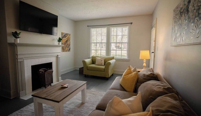 Family 2BR Home | Spacious & Pets Welcome in Montgomery