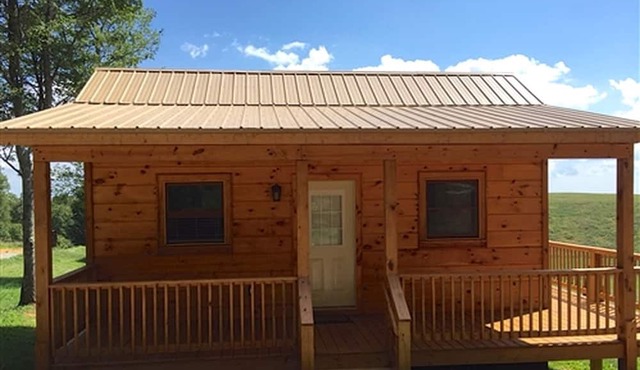 Family-Friendly Cabin Rental with Wi-Fi near Blue Ridge Parkway, North Carolina