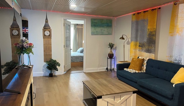 First floor BIG BEN family apartment in Schenectady