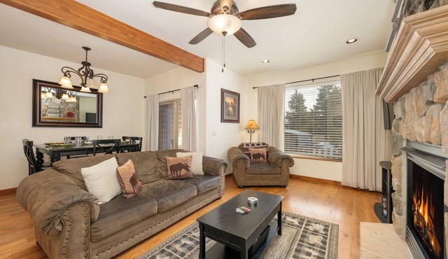 Granby Lake Shore Estates Townhomes #5 New 3 bedroom 300 yards from Lake Granby