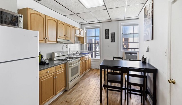 Great Location 1BR Next to Path - 10min to NYC