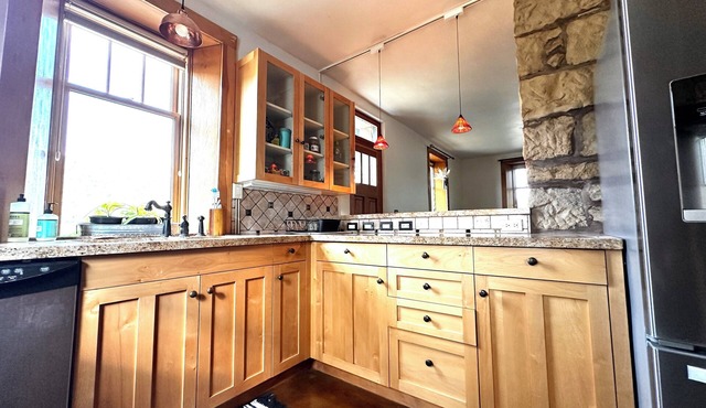 Historic Stone House + Chic Yurt in McElmo Canyon